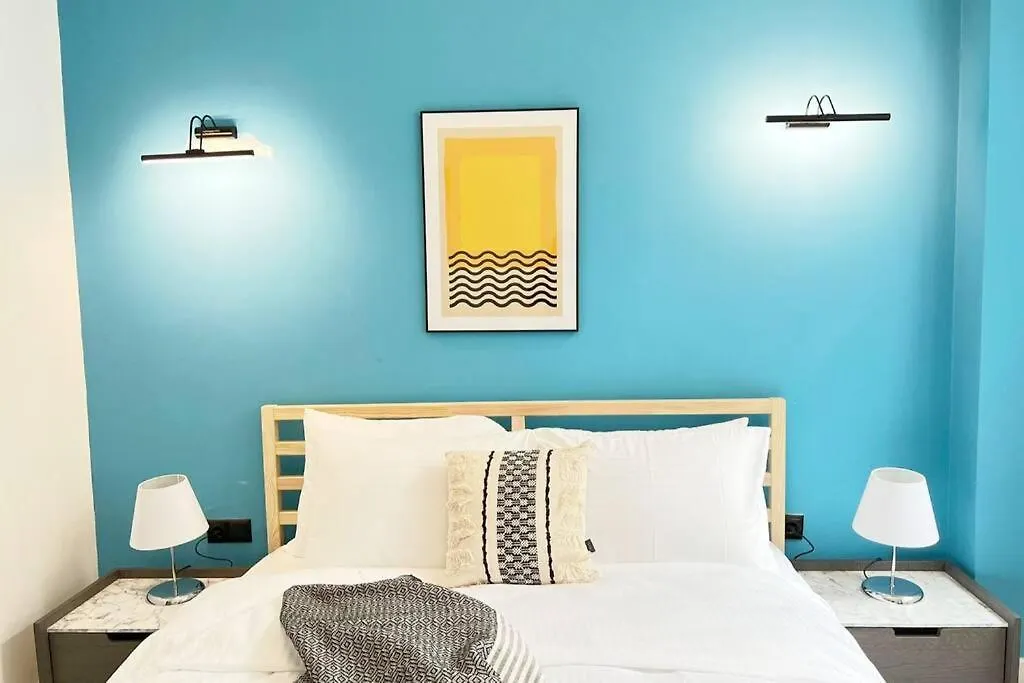 Wonder Homes- Stylish 4Br Flat, Terrace, Sea View, Kabatas Istanbul
